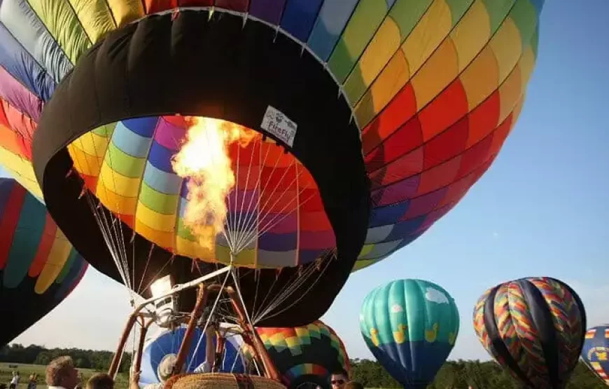 Ballonvaart in de Alazani-vallei (Georgië)