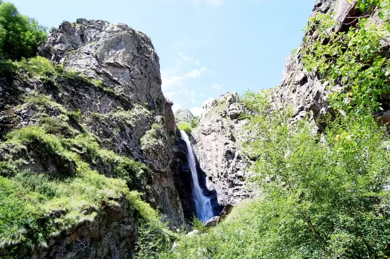 Gveleti Waterfall