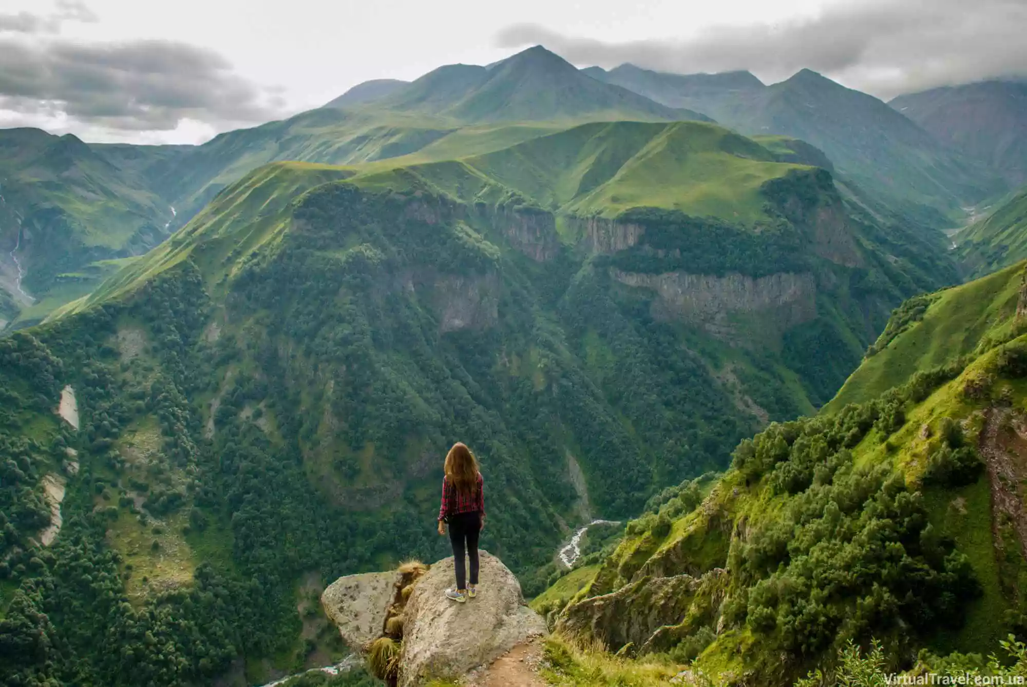 Kazbegi-bergen-van-Georgie