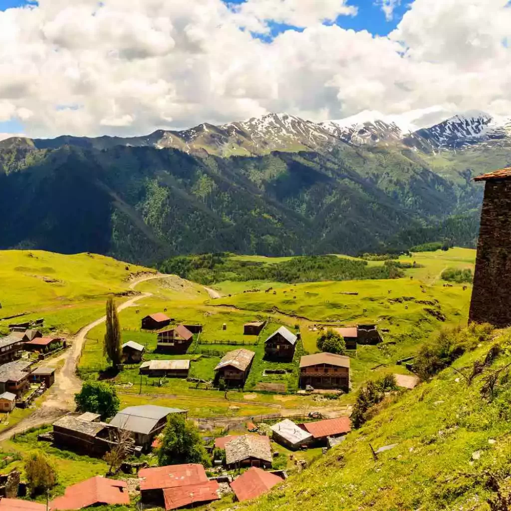 dorp-village-omalo--view-from-above--georgia--tusheti