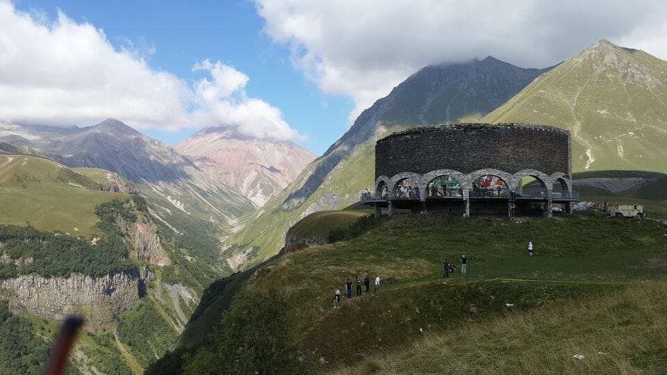 Dag 2: Tbilisi - Kazbegi