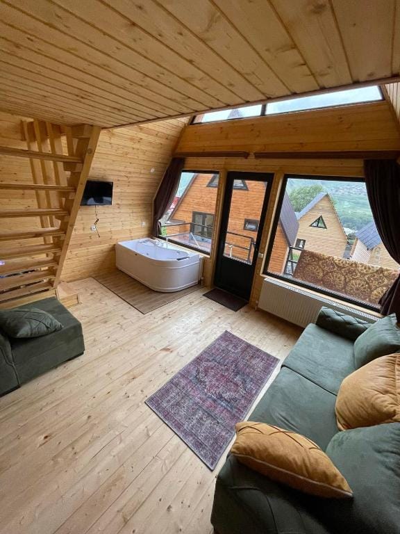 Bergguesthouse — vergelijkbaar met verblijf Omalo