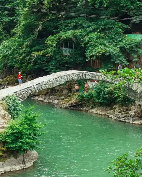 Adjara en de Goderdzi-pas: 8 dagen van Bordzjomi naar Batoemi