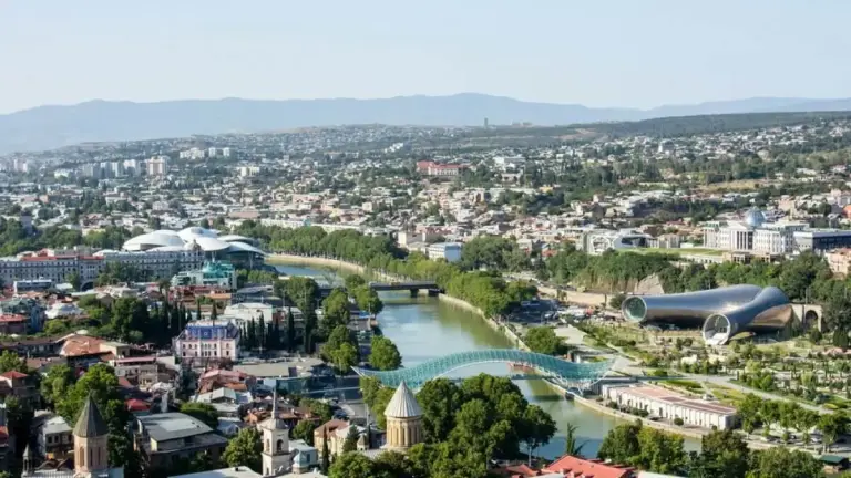 Tbilisi / Nationaal Museum en de oude stad