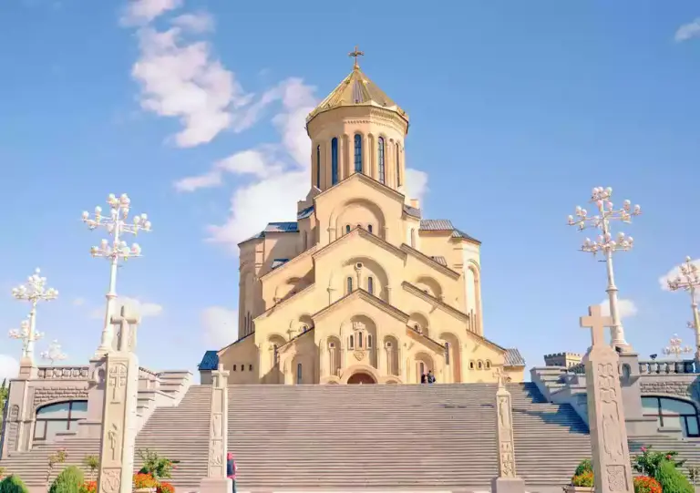 De Samebakathedraal in Tbilisi