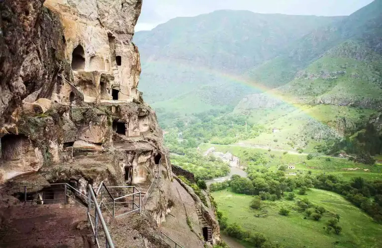 Vardzia, dertien verdiepingen diep