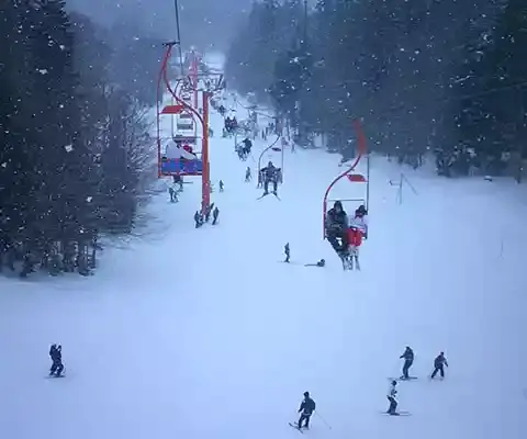 Skivakantie in Bakoerjani all-in: 6 dagen in de Kaukasus