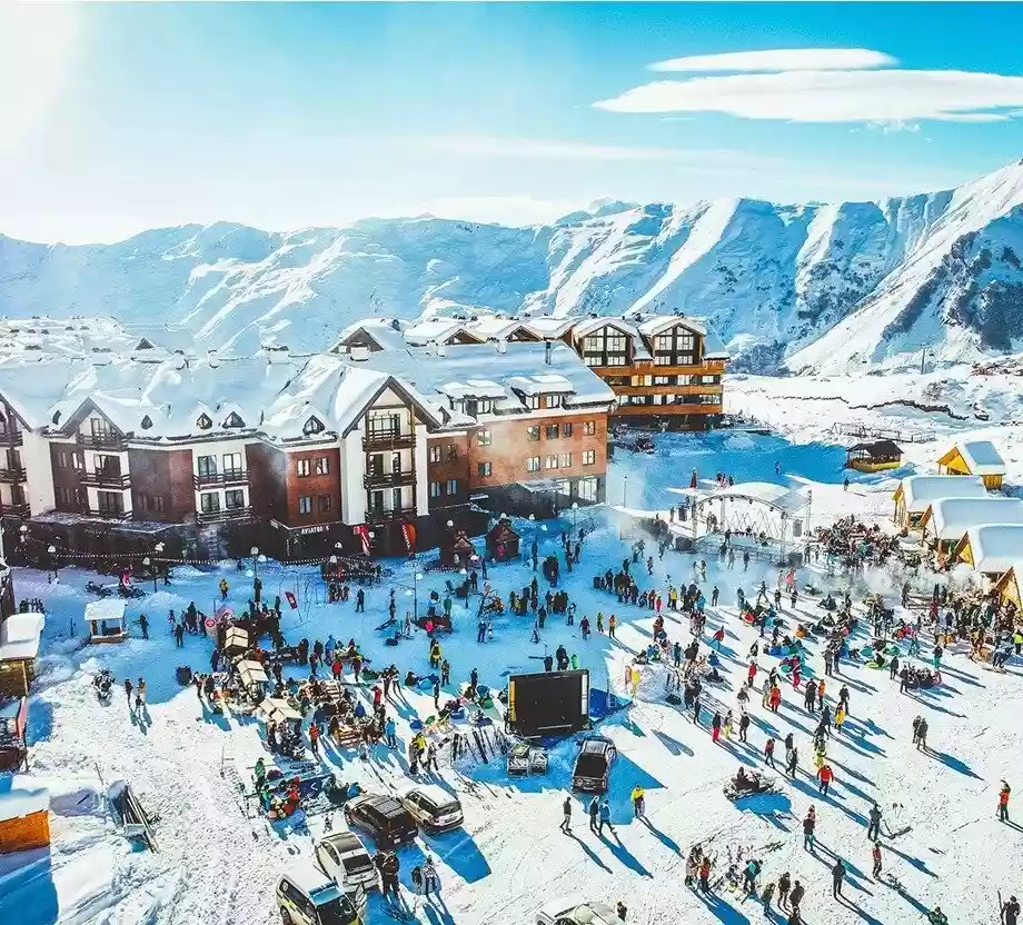 Skigebied Gudauri in de Grote Kaukasus, Georgië