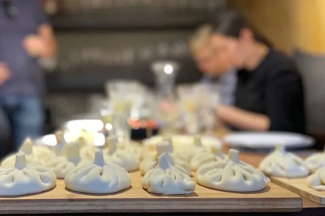 Kookles: khinkali en khachapuri