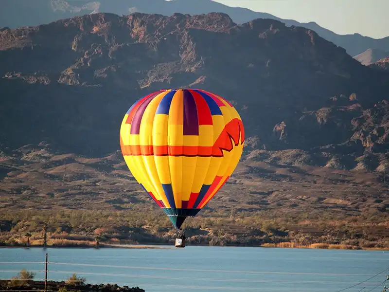 Ballonvaart in de Alazani-vallei