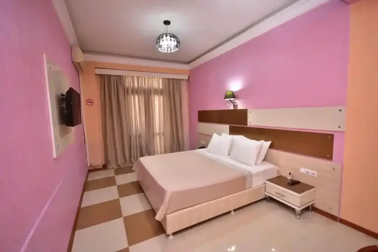 Hotel – Dedoplistskaro