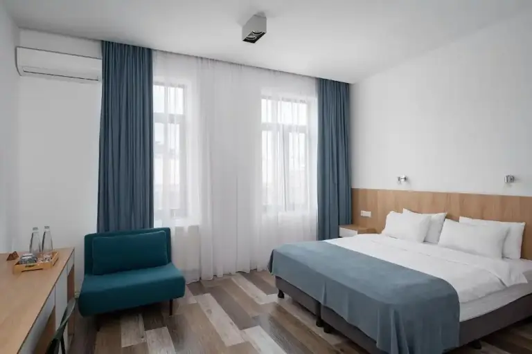 Kamer in Mariinsky Boutique Hotel in Batoemi, Georgië